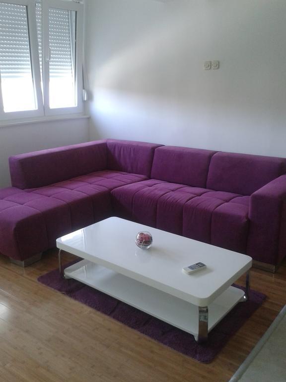 Apartment Mery Трогир Стая снимка