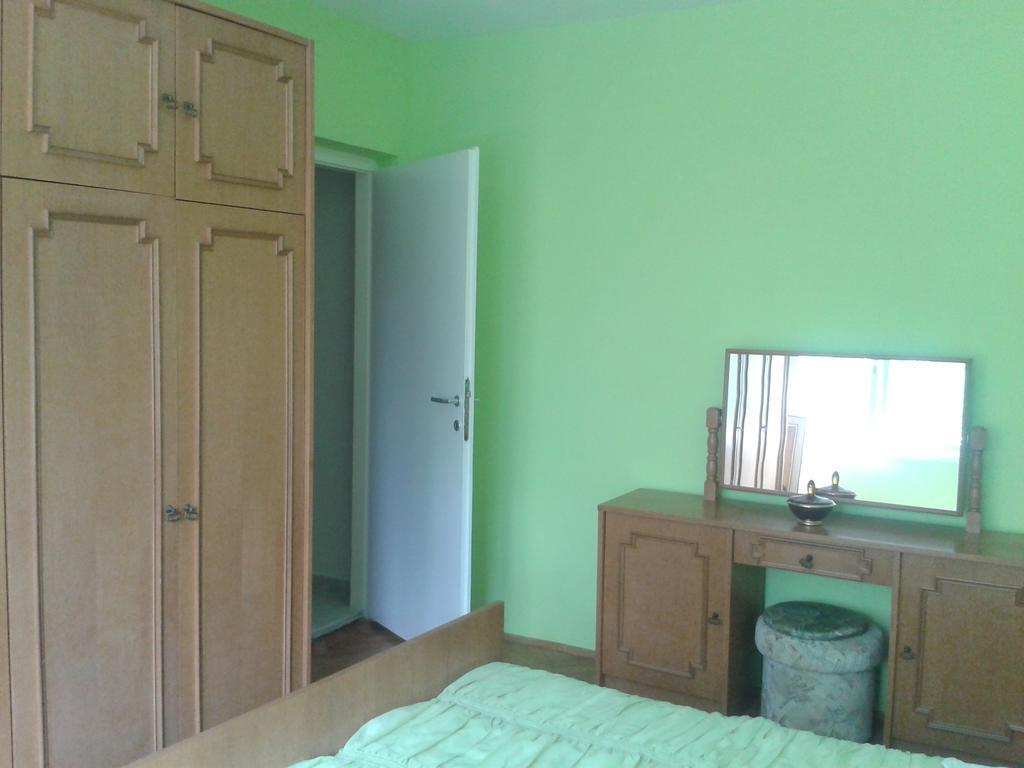 Apartment Mery Трогир Стая снимка